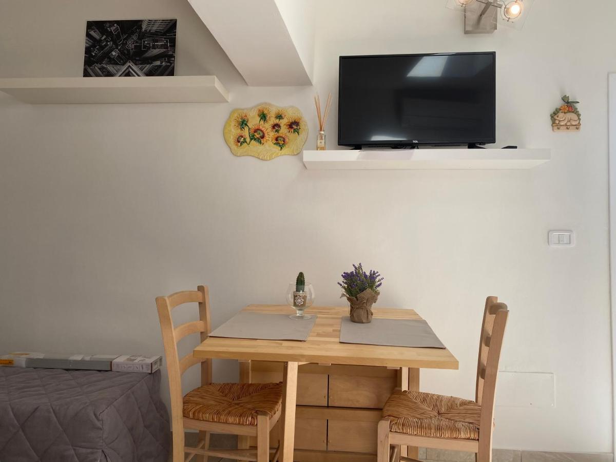 Casa Renato Apartment *